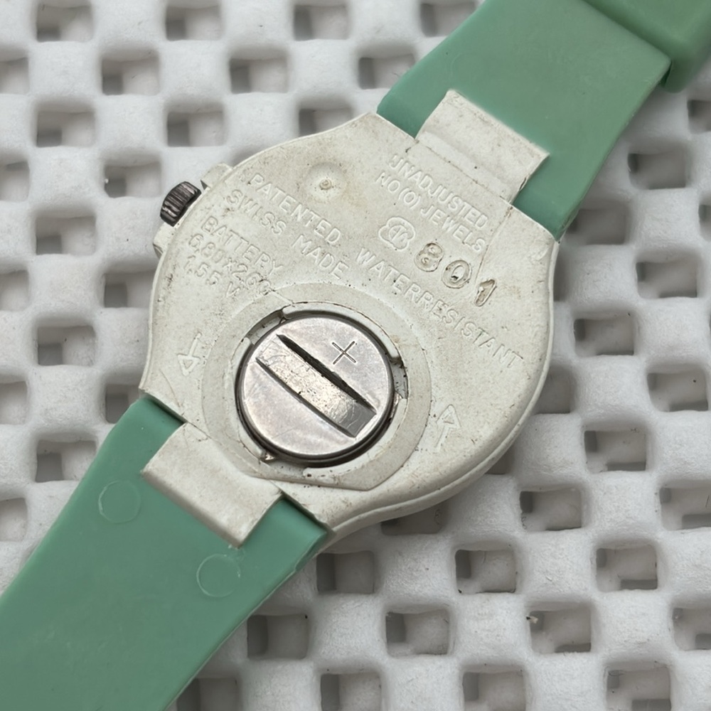 Coca Cola Swatch Watch - Picture 5 of 9